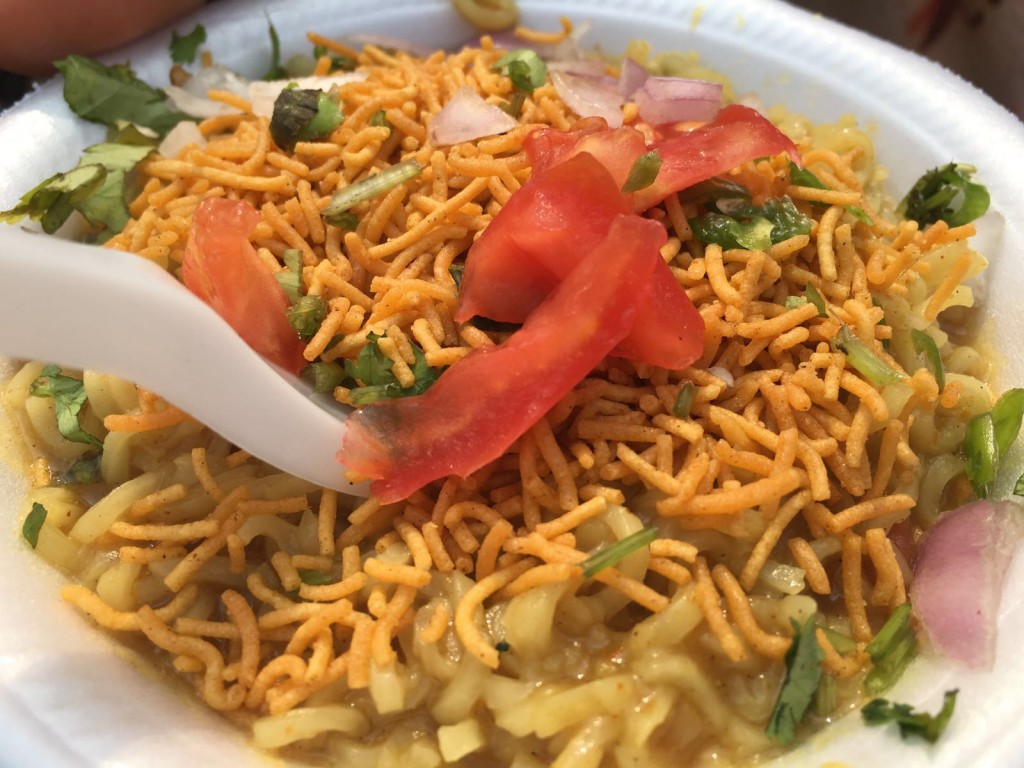 Sev Puri Maggi