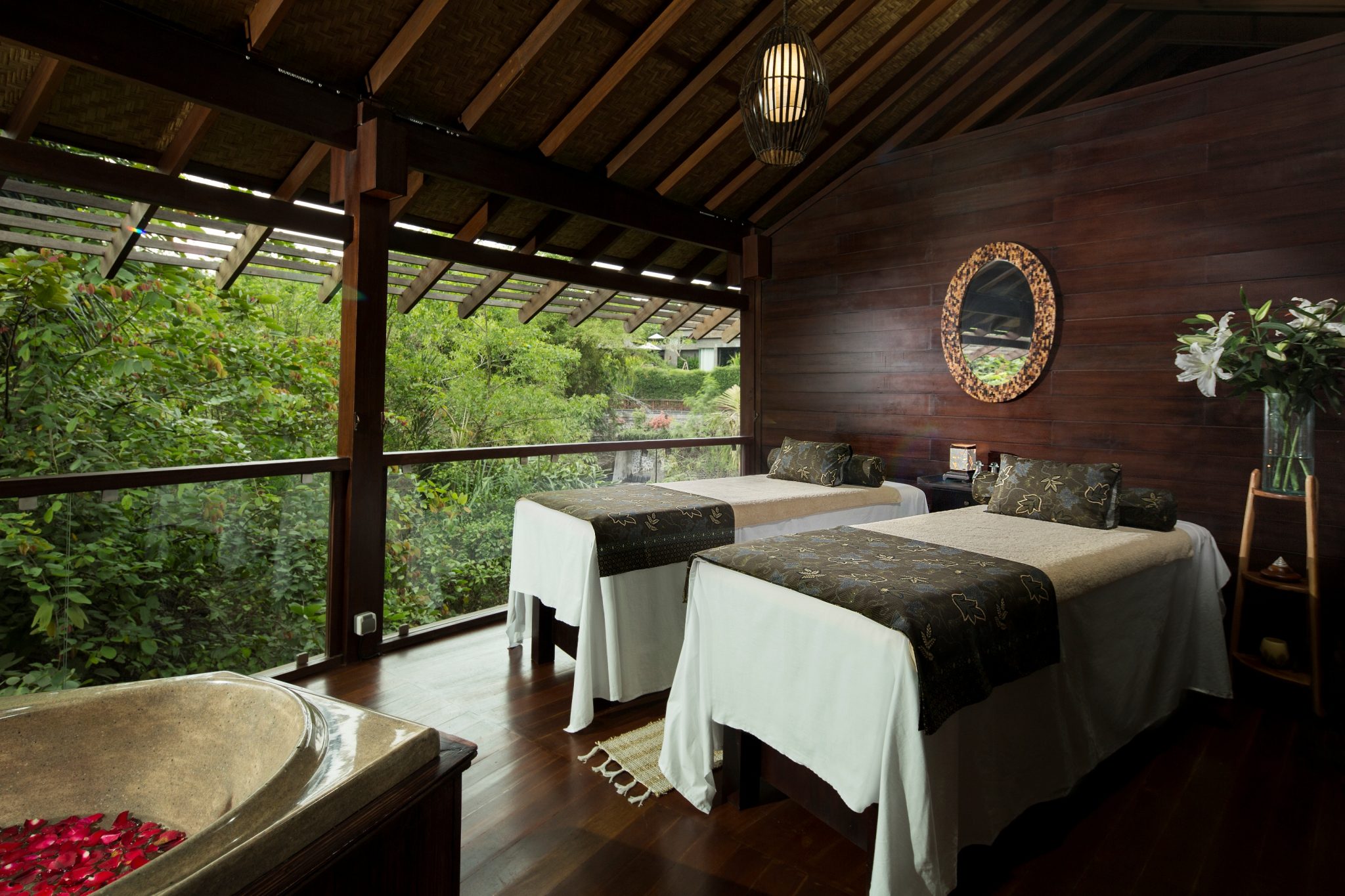 The solace of The Sanctoo Suites and Villas and the adventures at Bali ...